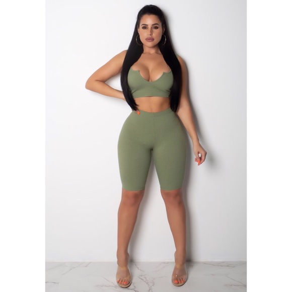 Green biker shorts set NEW - Picture 1 of 8